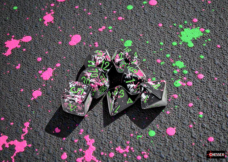 Chessex BRUSH 7-DIE SET POLYHEDRAL PAINTBALL/GREEN